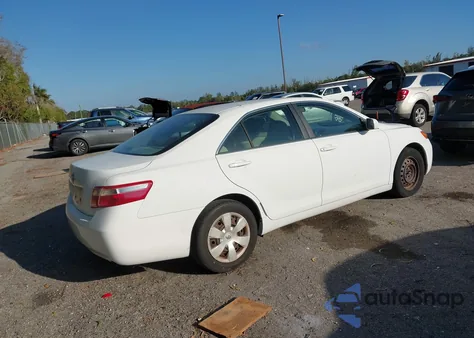 2009 Toyota Camry z USA, uszkodzony, nr VIN 4T1BE46K79U807112